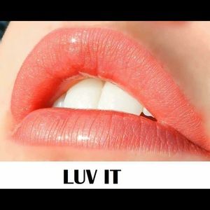 Luv it LipSense